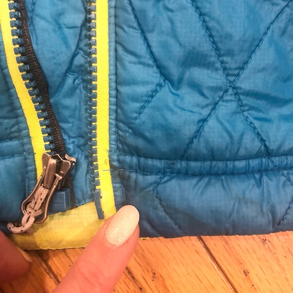 MOUNTAIN HARD WEAR Women’s Micro Thermostatic jacket. Size S? In blue and yellow - Picture 16 of 16